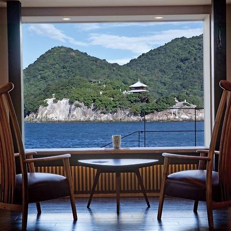 Migiwatei Ochi Kochi Hotell Tomo Exteriör bild
