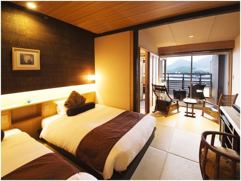 Migiwatei Ochi Kochi Hotell Tomo Exteriör bild